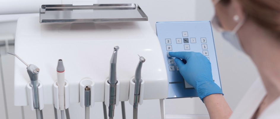 Traitement chirurgical d'assainissement au cabinet dentaire du Docteur Elodie Bocquet à Douai